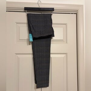 Dark gray/tan plaid pants